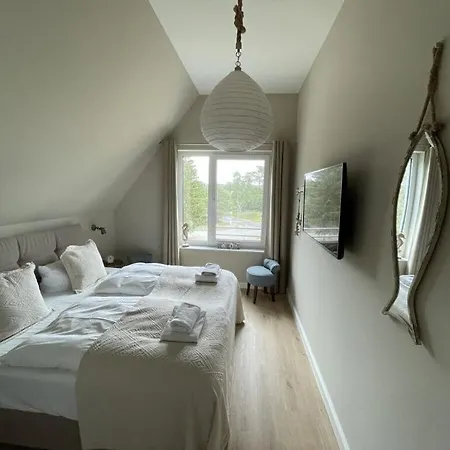 Fritz Reethus Modern Retreat בית נופש לודין