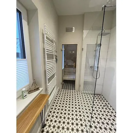 בית נופש Fritz Reethus Modern Retreat לודין